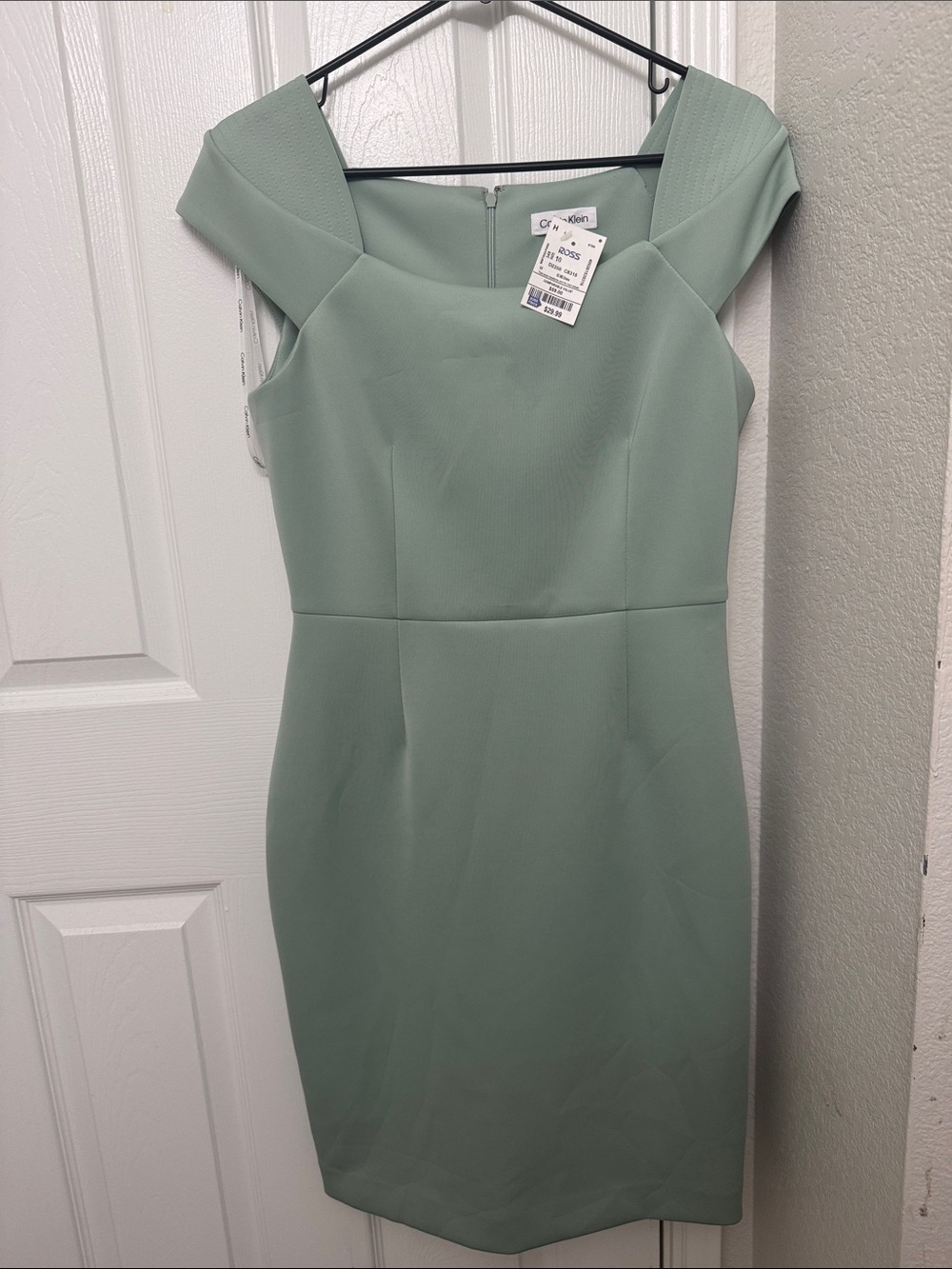 Calvin Klein Mint Green One-Shoulder Sheath Dress